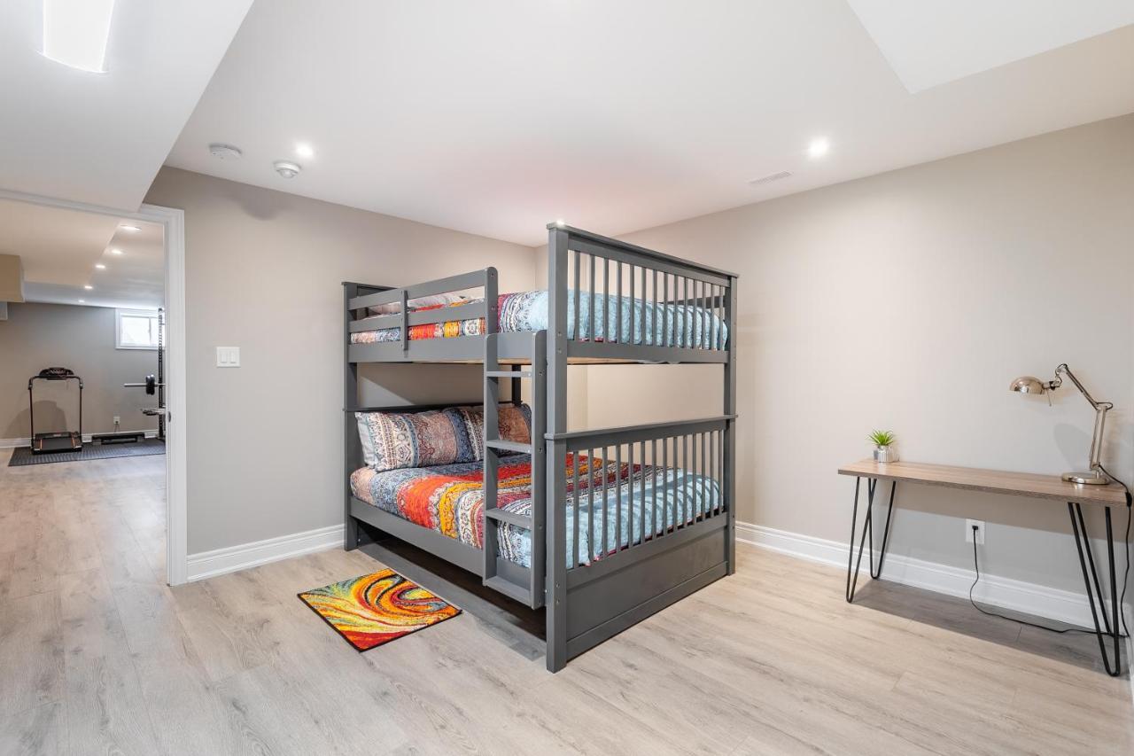 Modern Hamilton Homes Lake Ontario Shore By Globalstay Exterior foto