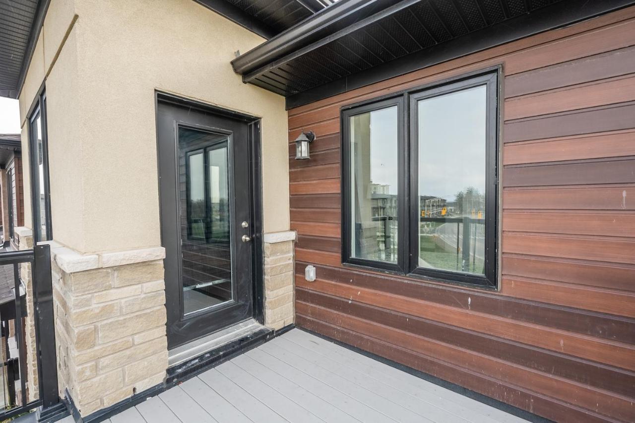 Modern Hamilton Homes Lake Ontario Shore By Globalstay Exterior foto